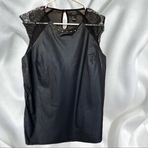 Forever 21 Size Small Sleeveless in Black